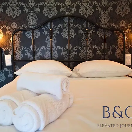 펜션 Romantic Escape With Bathtub And Sauna *